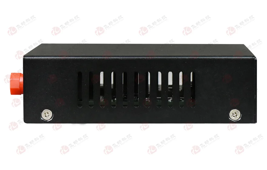 4路电话（RJ11）+1路百兆以太网 电话光端机